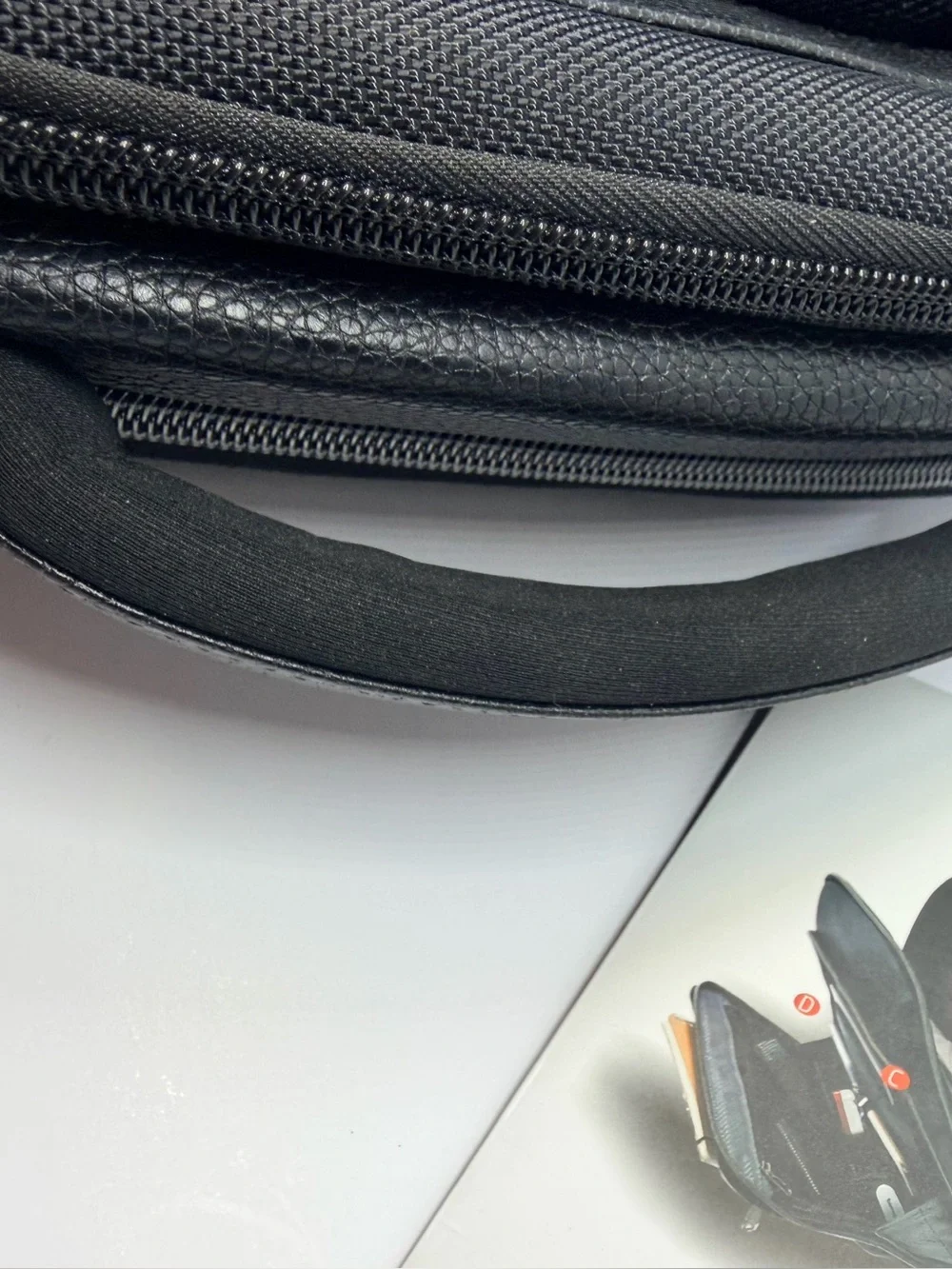NEW Samsonite Classic Leather Business Backpack Black 15.6” Laptop Bag